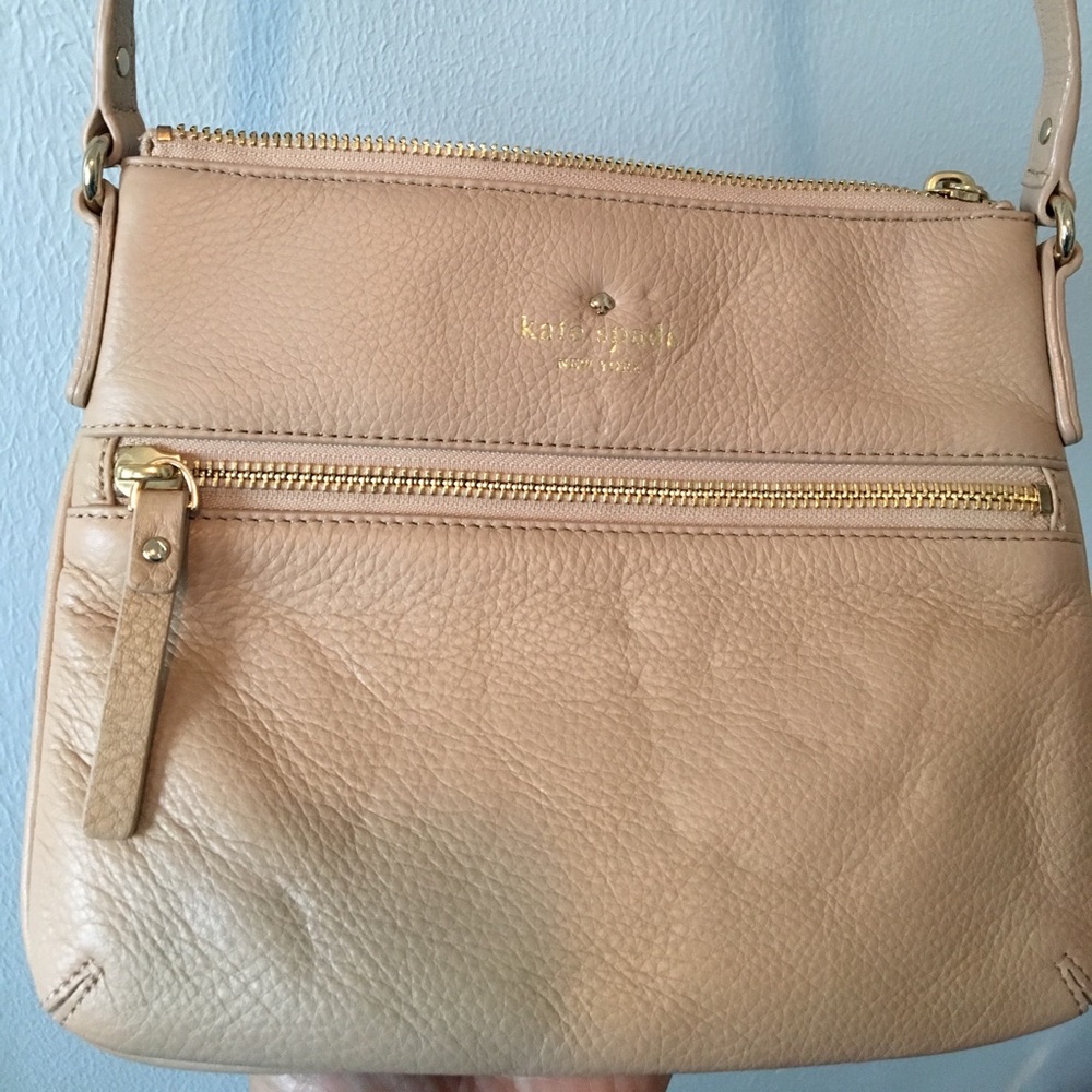 Kate Spade ♠️ purse - Picture 2 of 6